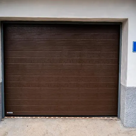 דירה Style